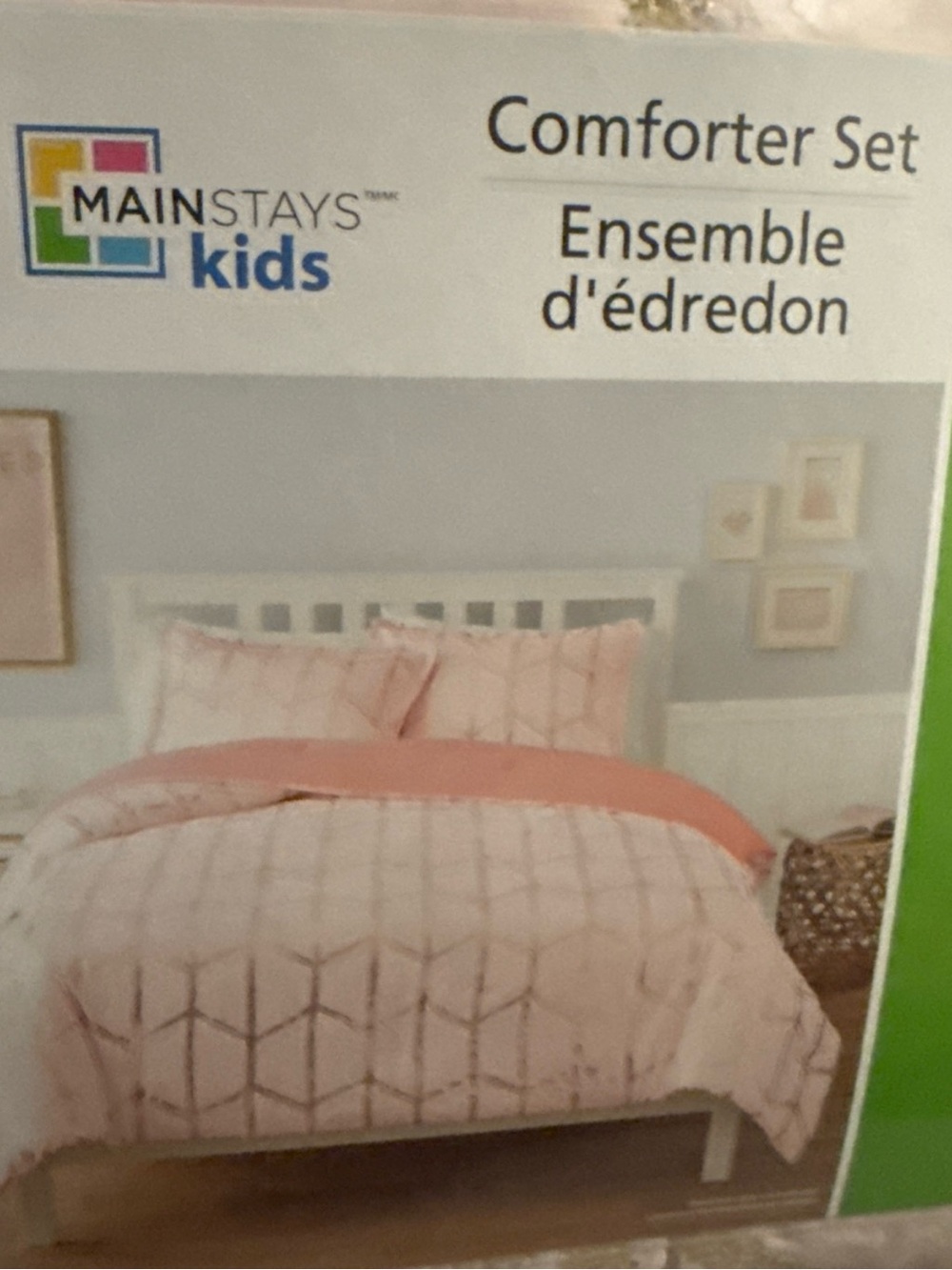 Mainstays Twin Pink Comforter Set -BRAND NEW